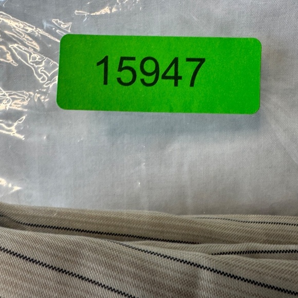 Izod XFG Men's 40 Lightweight Striped Golf Shorts Beige/Tan Outdoor Performance - Picture 14 of 14